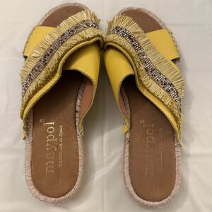 Maypol Women's Yellow Fringed Espadrille Slides‎ Sandals Size 8.5